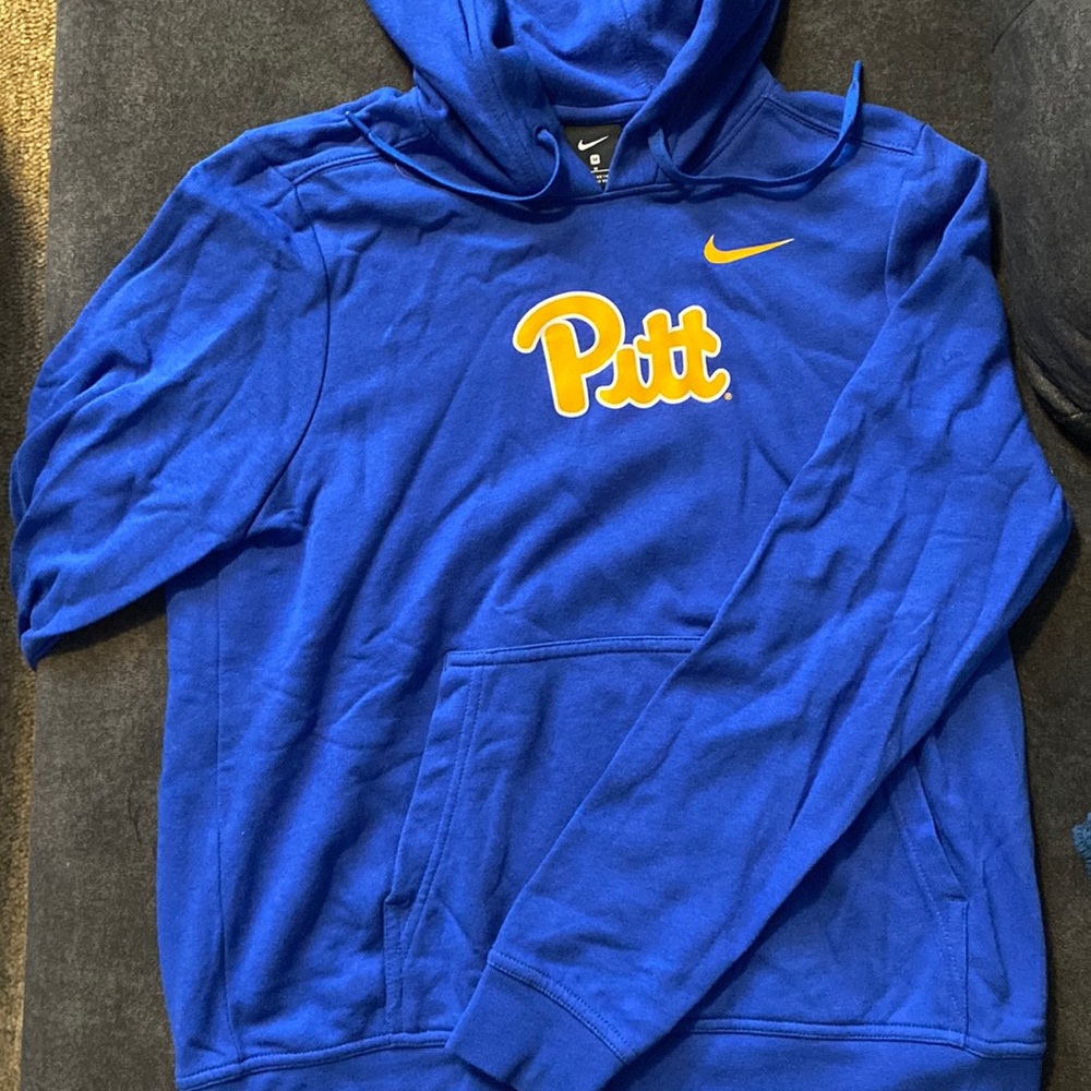 Pitt sweatshirt